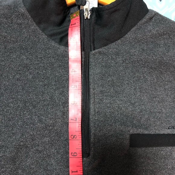 🔥 LAST CHANCE 🔥
Old Navy Pullover w/ Zipper - Picture 3 of 13